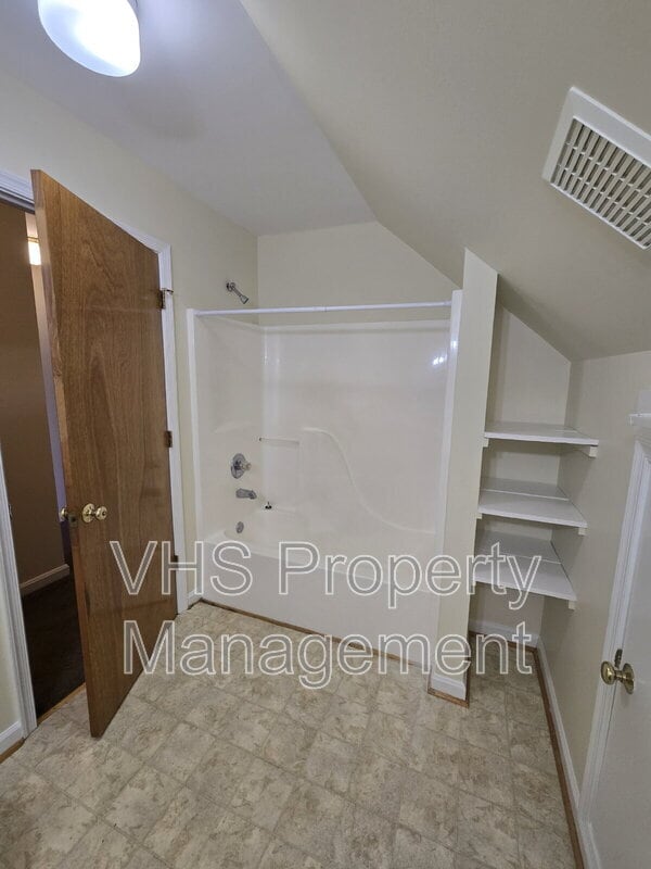 Building Photo - 510 Sperryville Pike