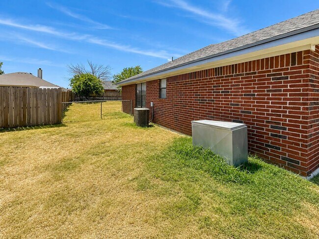 Building Photo - 1804 Moonstone Dr