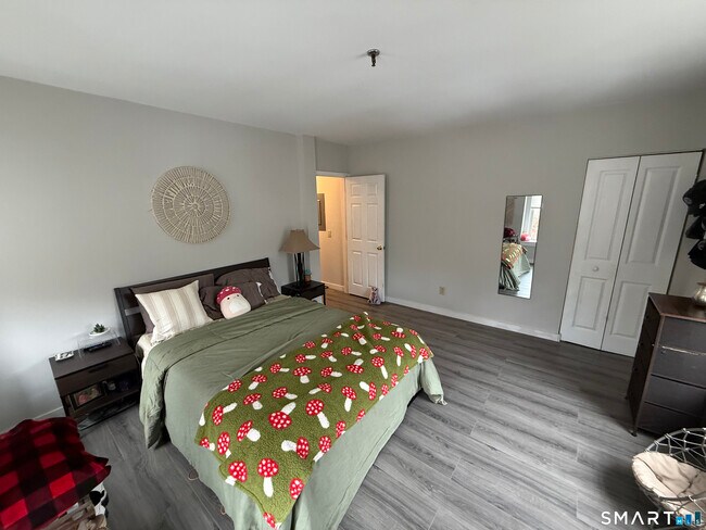 Building Photo - 55 Oil Mill Rd