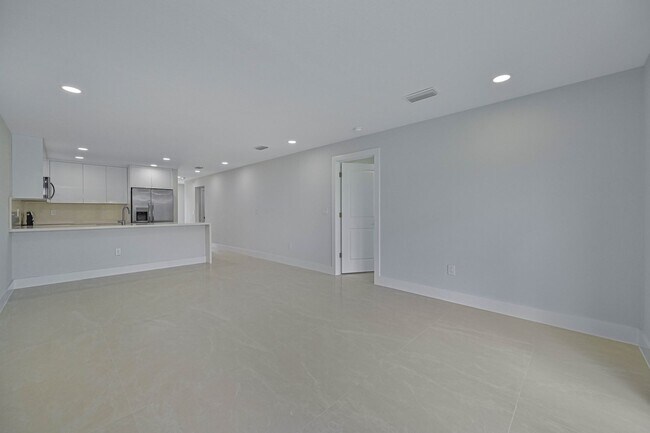 Building Photo - 4522 24th St SW
