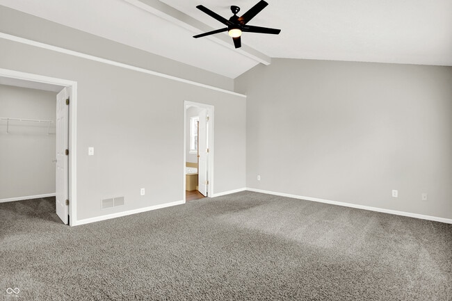 Building Photo - 5761 Cantigny Way S