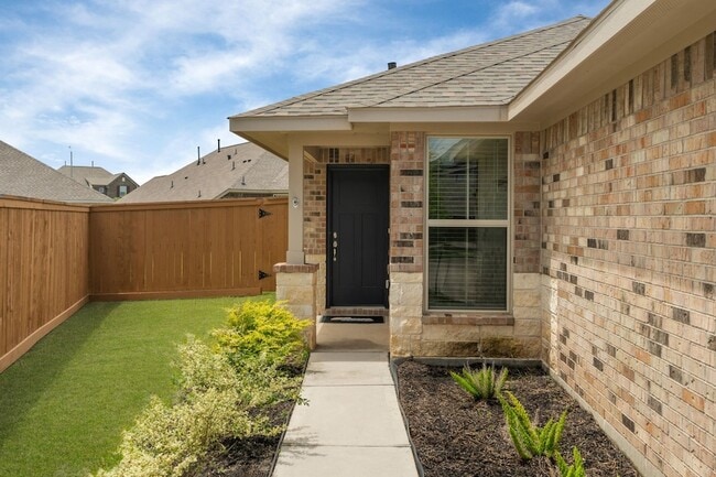 Building Photo - 413 Aurora Creek Ln