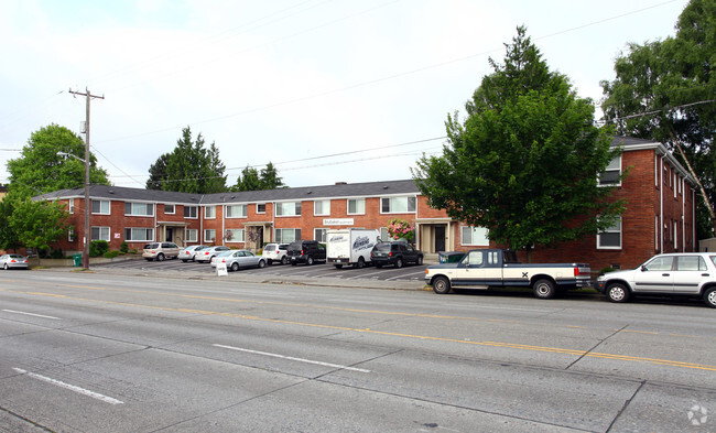 Primary Photo - Brubaker Apartments