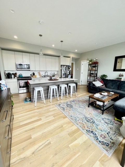 Building Photo - 3334 N Southport Ave