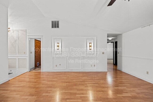 Building Photo - 2698 E Bergeson St