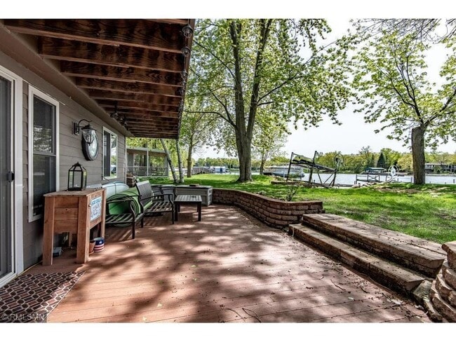 Building Photo - 14684 Cove Ave SE