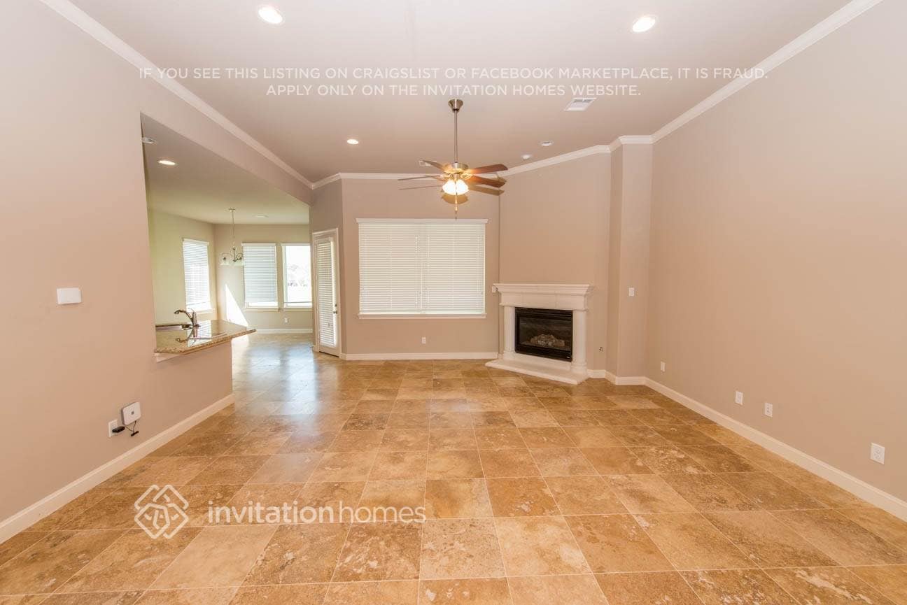 Building Photo - 28 Wyndemere Dr