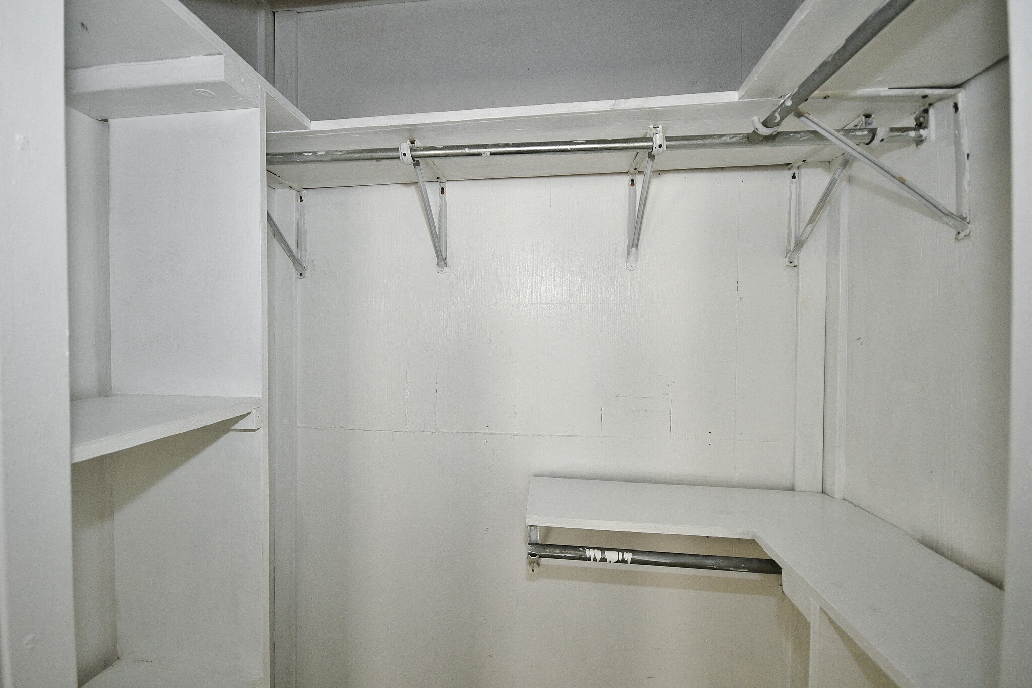 Building Photo - 208 Pattison St