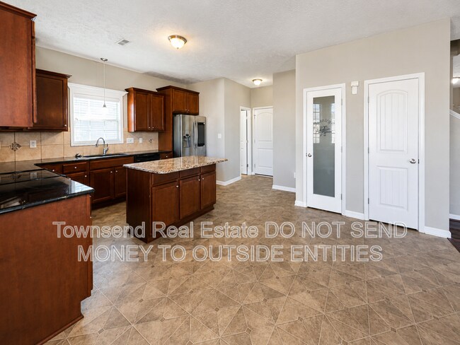 Building Photo - 4211 Cherry Hill Ln