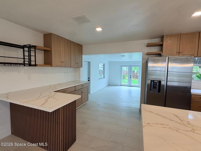 Building Photo - 205 Melaleuca Dr