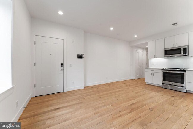Building Photo - 2217 40th St NW