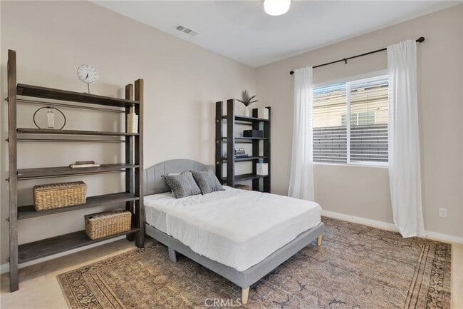 Building Photo - 17066 Takipi Rd