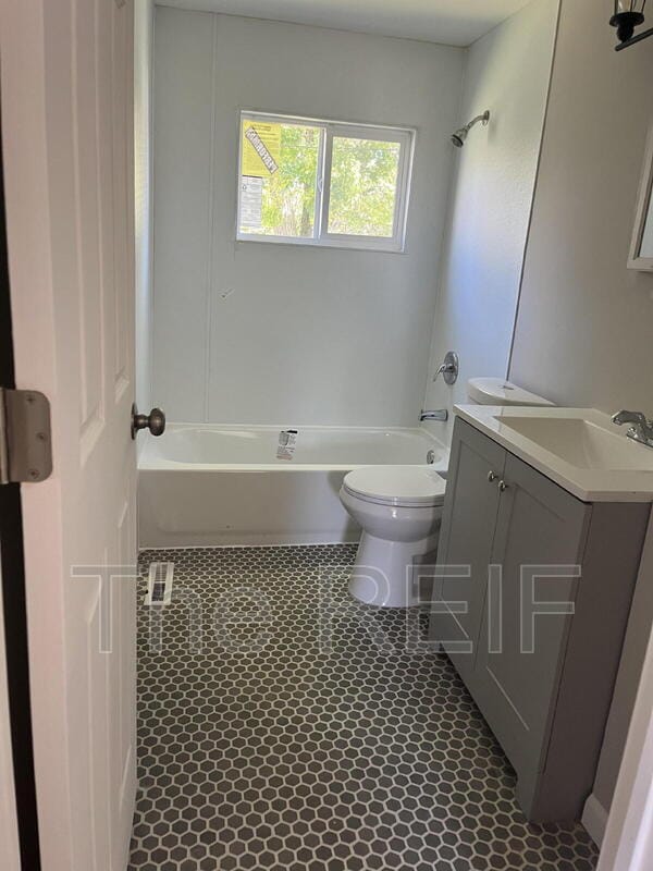 Building Photo - 5520 Bermuda Ln