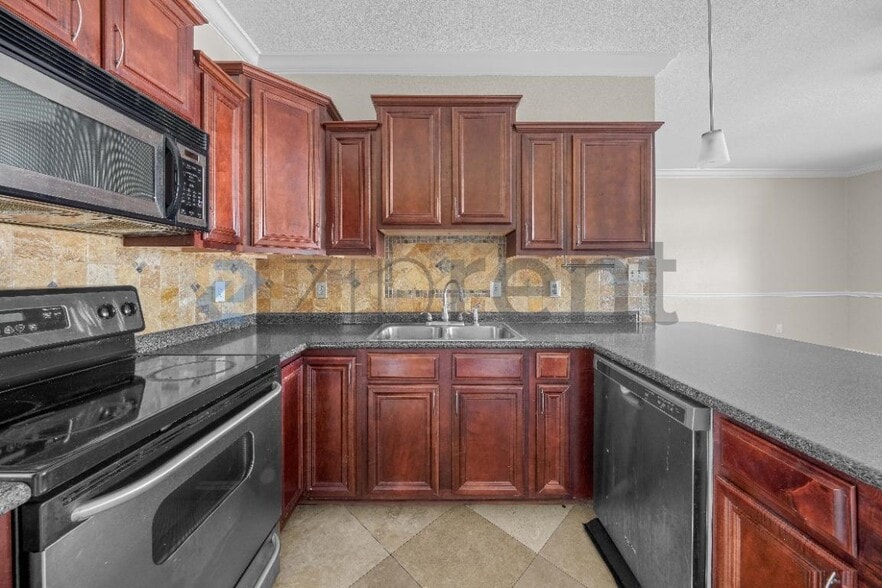 Building Photo - Unit 1418