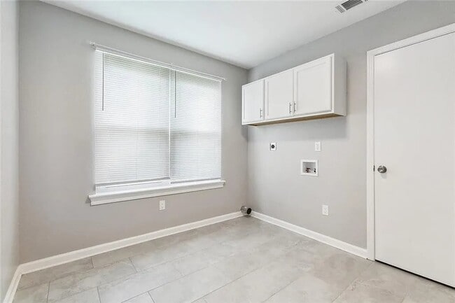 Building Photo - 1807 W Homestead Dr