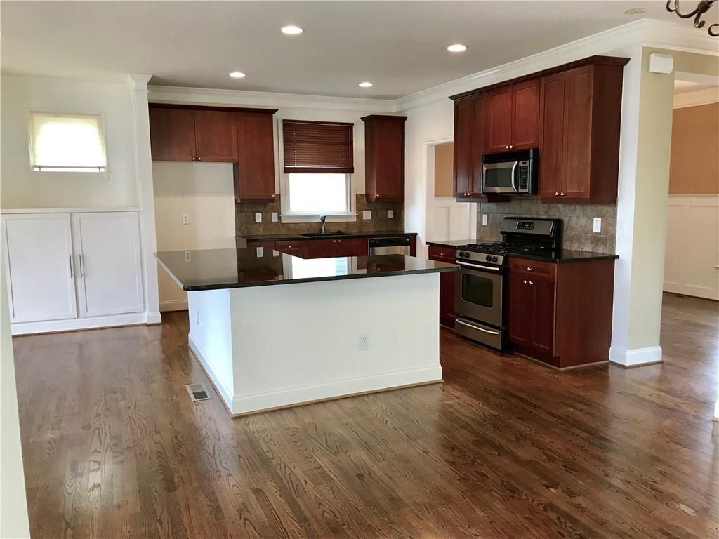 Building Photo - 1678 Carr Cir NW