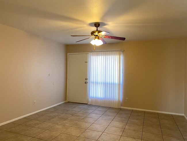 Building Photo - I-10 and Baseline, 3 bed, 2 bath, Patio home Fridge Included