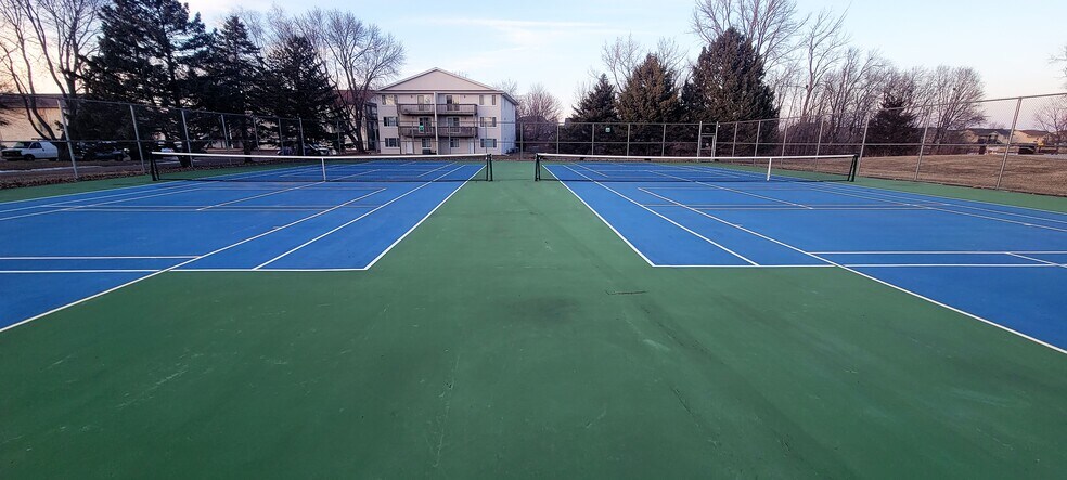 Tennis courts - 2080 NW Hickory Ln