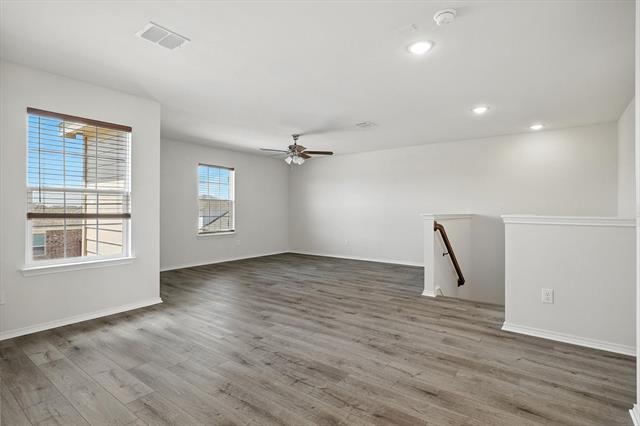 Building Photo - 507 Goldenrod Ln
