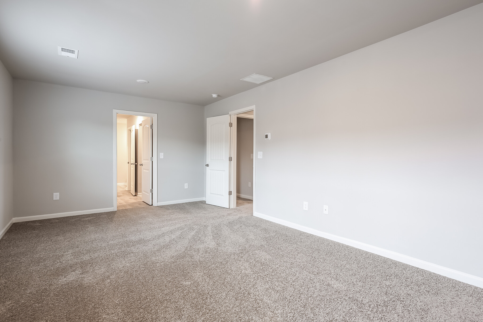 Building Photo - 931 Equine Dr