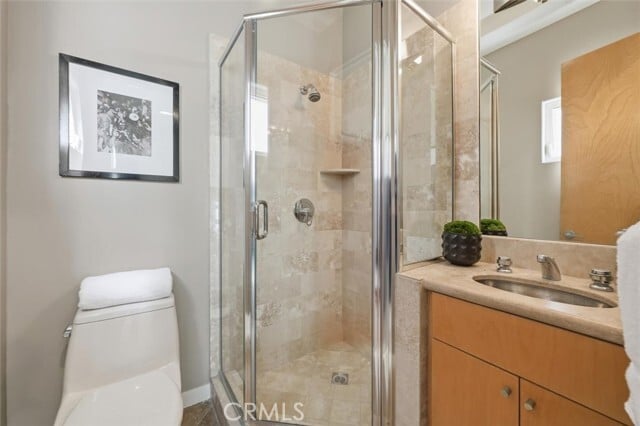 Building Photo - 2406 Ocean Dr