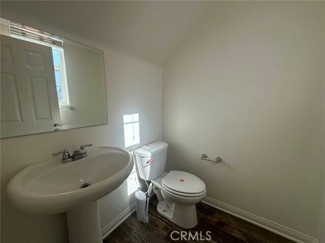 Building Photo - 5862 Ginger Dr
