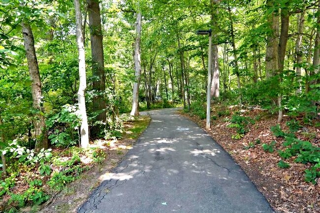 Building Photo - 11514 Hearthstone Ct