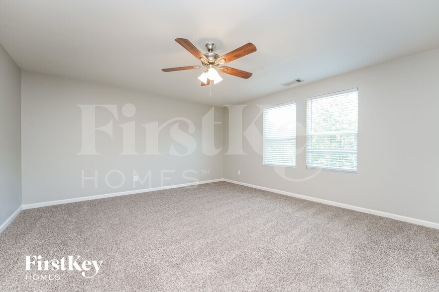 Building Photo - 1271 Hudson Ct