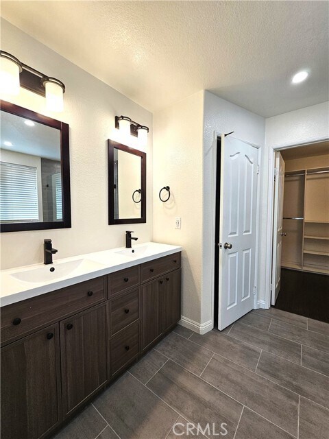 Building Photo - 11433 Mountain View Dr