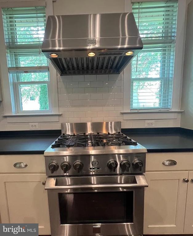 Building Photo - 10512 Norman Ave