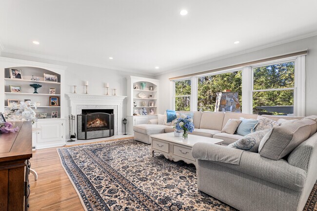 Building Photo - 78 Meadow Rd