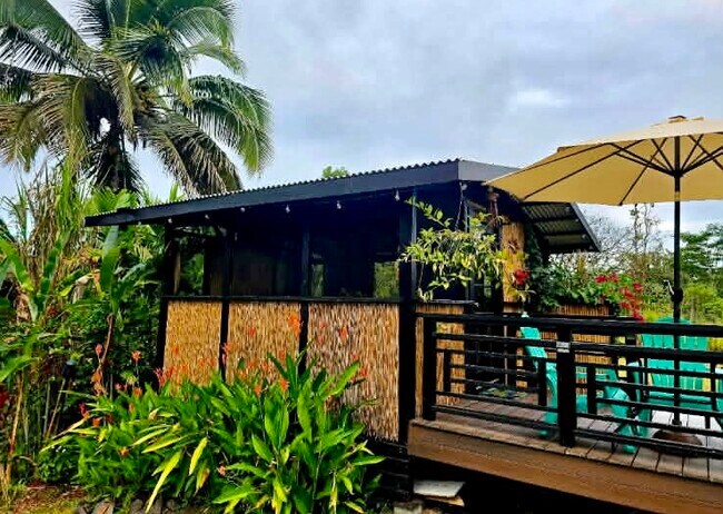 Building Photo - 15-1456-1456 10th Ave