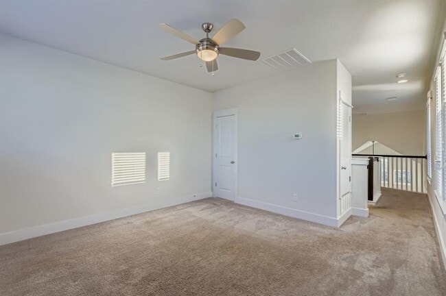 Building Photo - 12518 Red Sparrow St