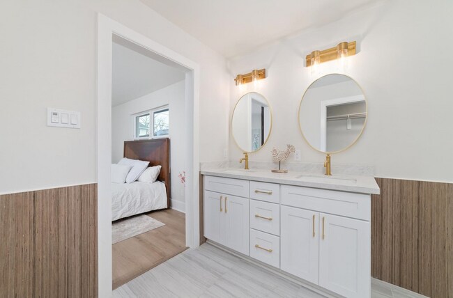 Building Photo - 1830 Locksford St