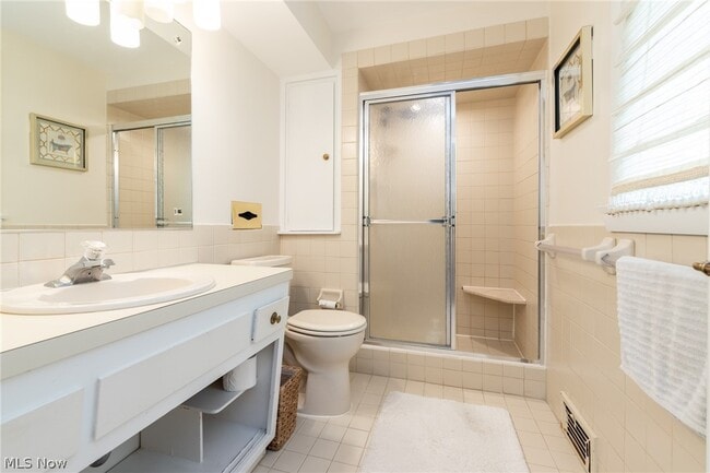 Building Photo - 25150 Cardington Dr
