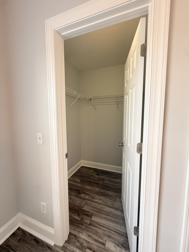 Building Photo - 34 Wintergreen Dr