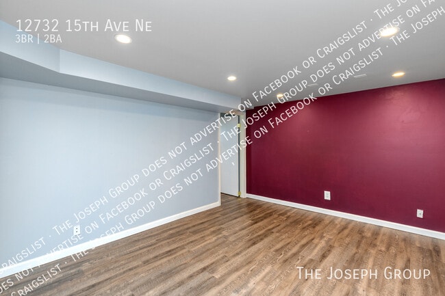 Building Photo - 12732 15th Ave NE