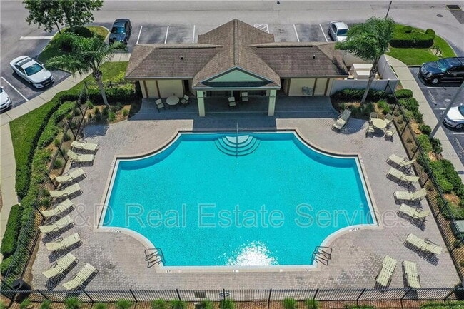Building Photo - 4116 Winding Vine Dr