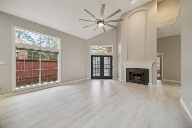 Building Photo - 3115 Cedar Knolls Dr