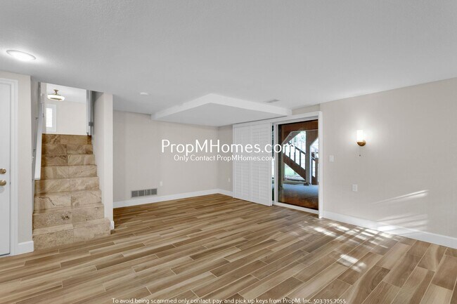 Building Photo - Stylish Updated Four Bedroom Home in Beaverton!