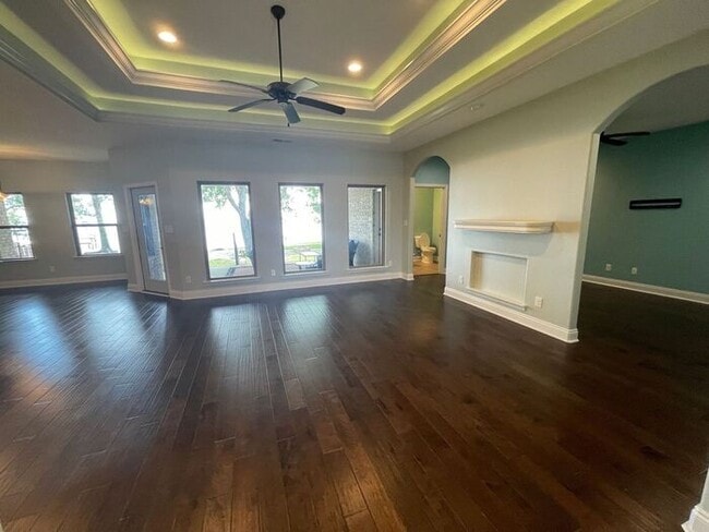 Building Photo - Gulf Breeze - Waterfront - East Bay - 4 Bedroom, 2.5 Bathrooms, plus office