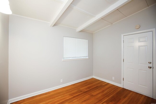 Building Photo - 25 Sunnydale Dr