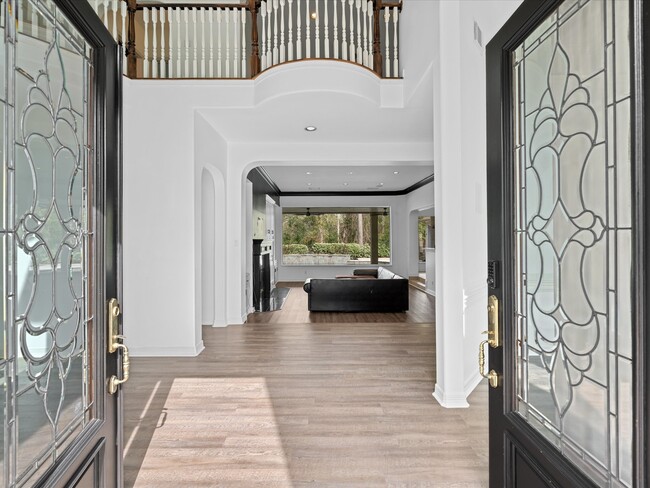 Building Photo - 15318 Beecham Dr