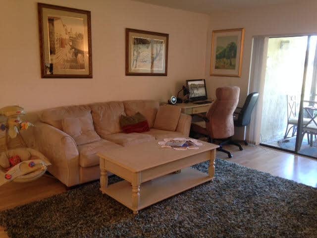 Building Photo - 8425 Casa Del Lago