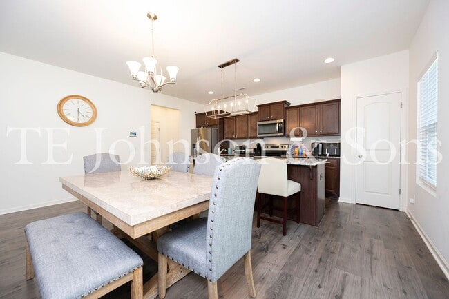 Building Photo - 5624 Baverhof Dr