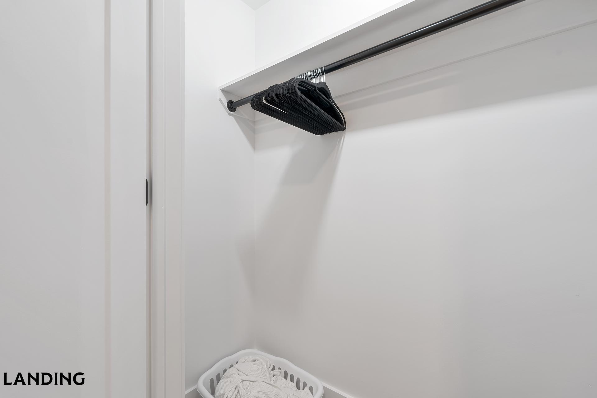 Building Photo - 31 Victor St