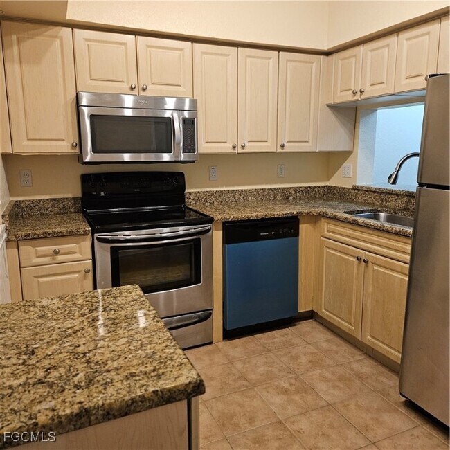 Building Photo - 8423 Bernwood Cove Loop