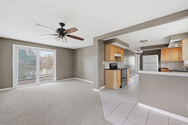 Building Photo - 2597 Boston Rd