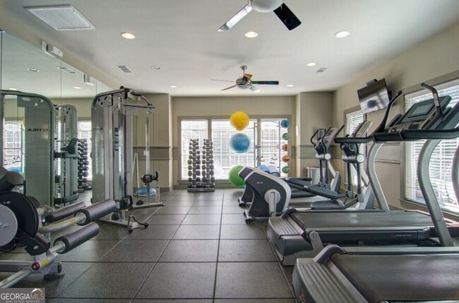 Building Photo - 1970 Peachford Rd