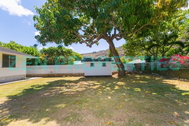 Building Photo - a 3 bdrm, 1.5 bath home for rent in Niu Valley